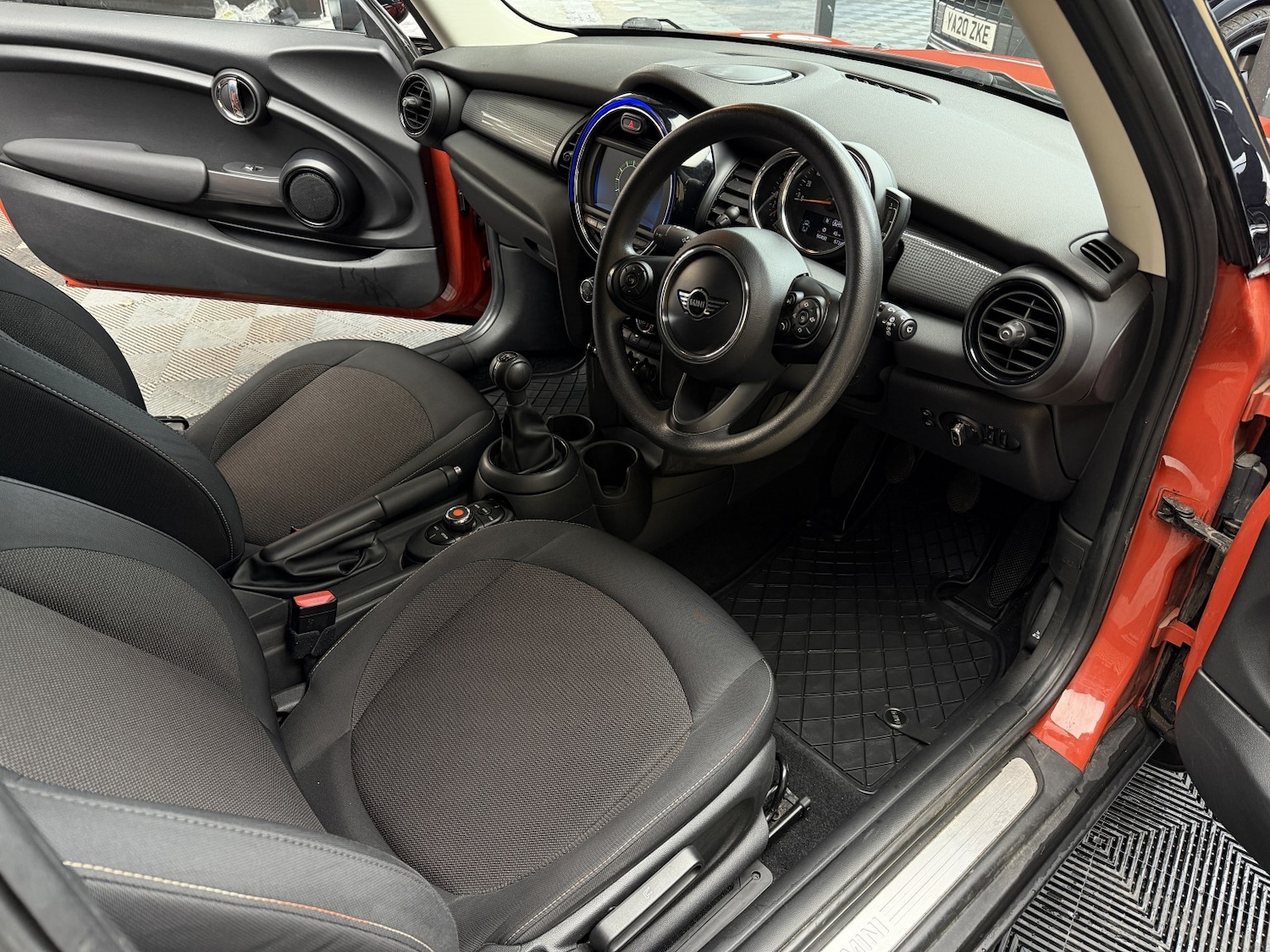 Used MINI Hatch 2018 for sale - 77668504: Photo 16