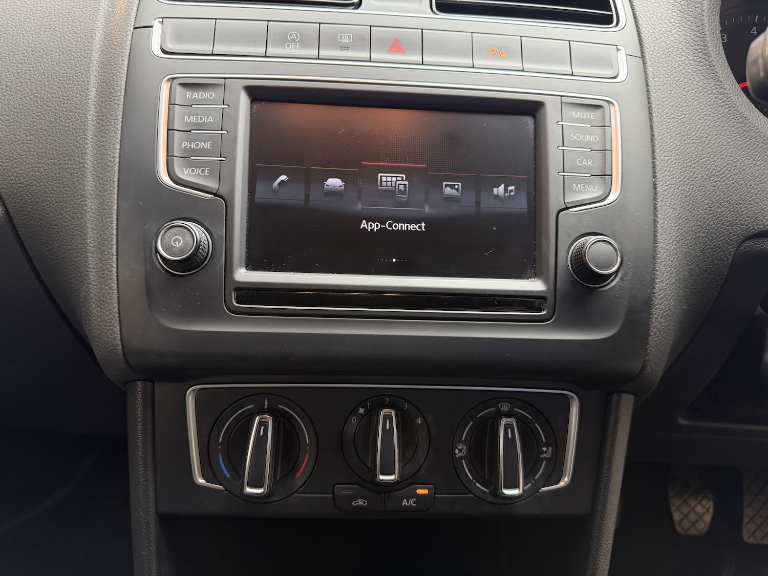 Used Volkswagen Polo 2016 for sale - 78168959: Photo 24