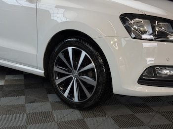 Used Volkswagen Polo 2016 for sale - 78168959: Photo