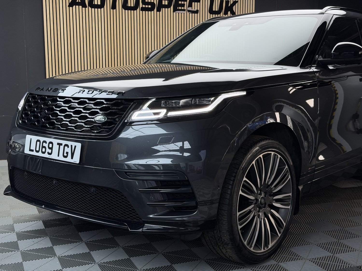 Used Land Rover Range Rover Velar 2020 for sale - 77525660: Photo 12