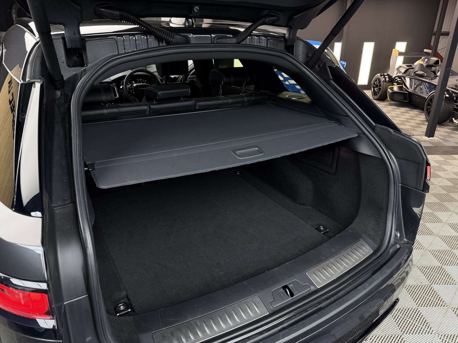 Used Land Rover Range Rover Velar 2020 for sale - 77525660: Photo 43