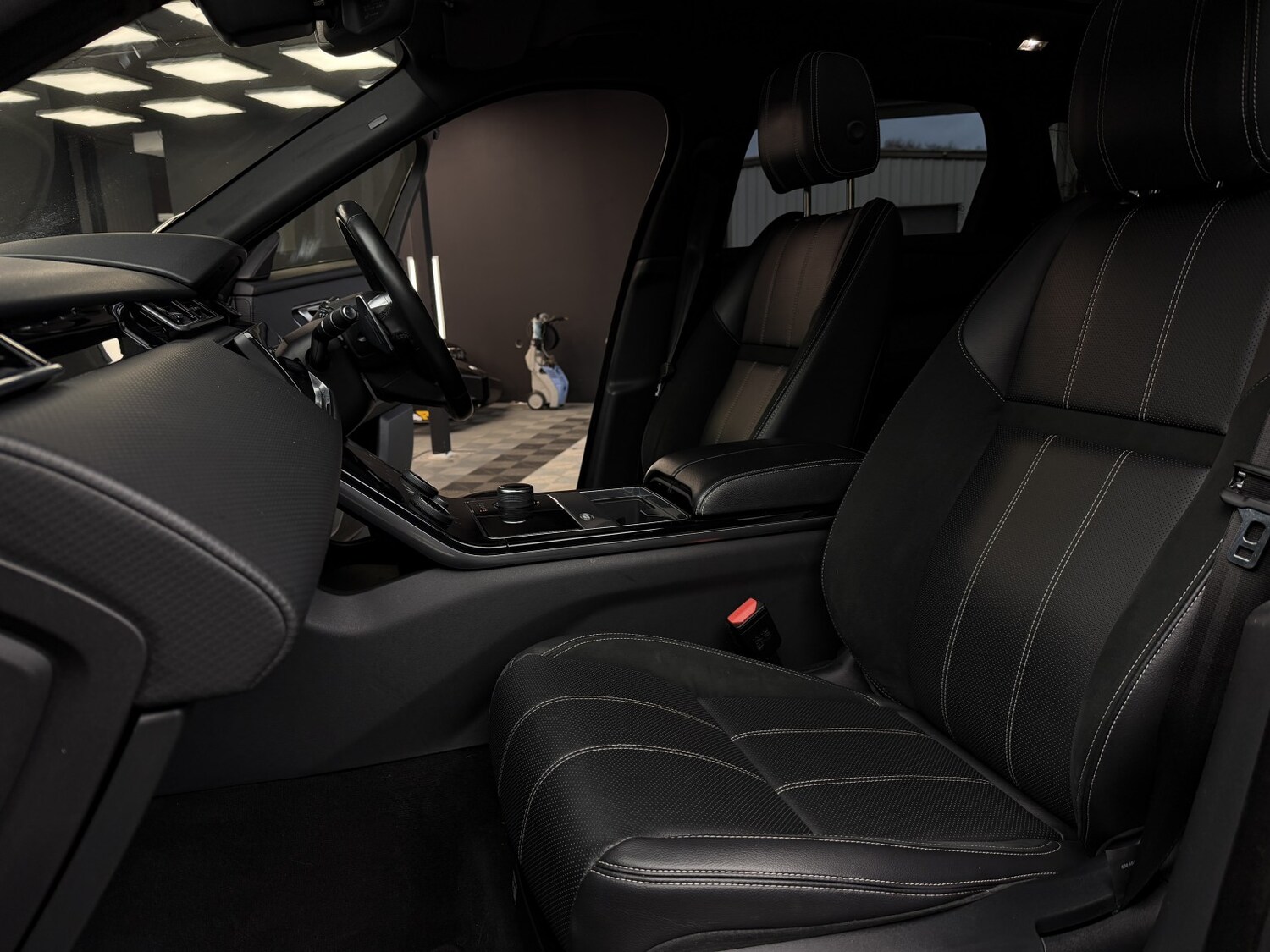 Used Land Rover Range Rover Velar 2020 for sale - 77525660: Photo 47