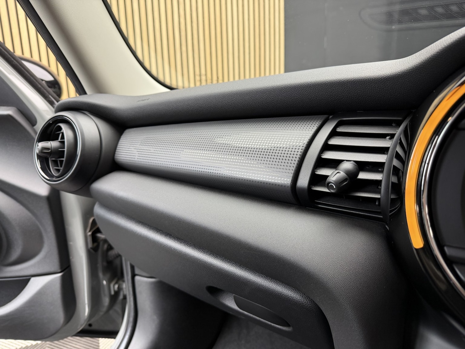 Used MINI Hatch 2019 for sale - 76741401: Photo 25