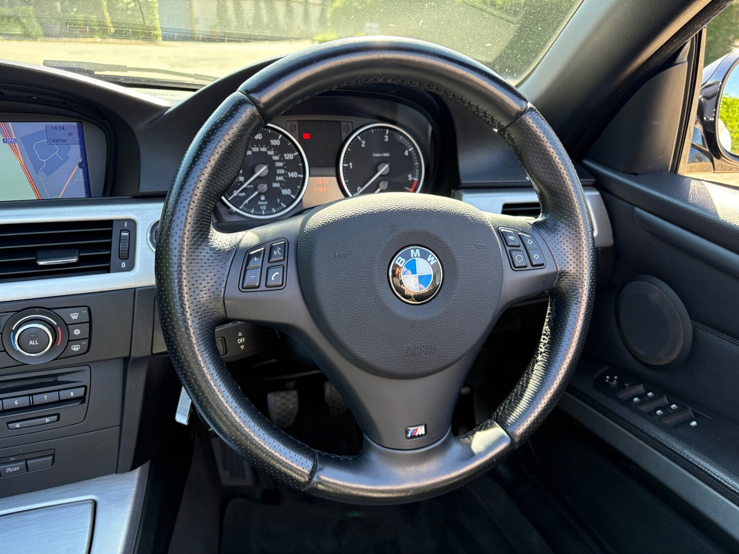 Used BMW 3 Series 2012 for sale - 78117258: Photo 34