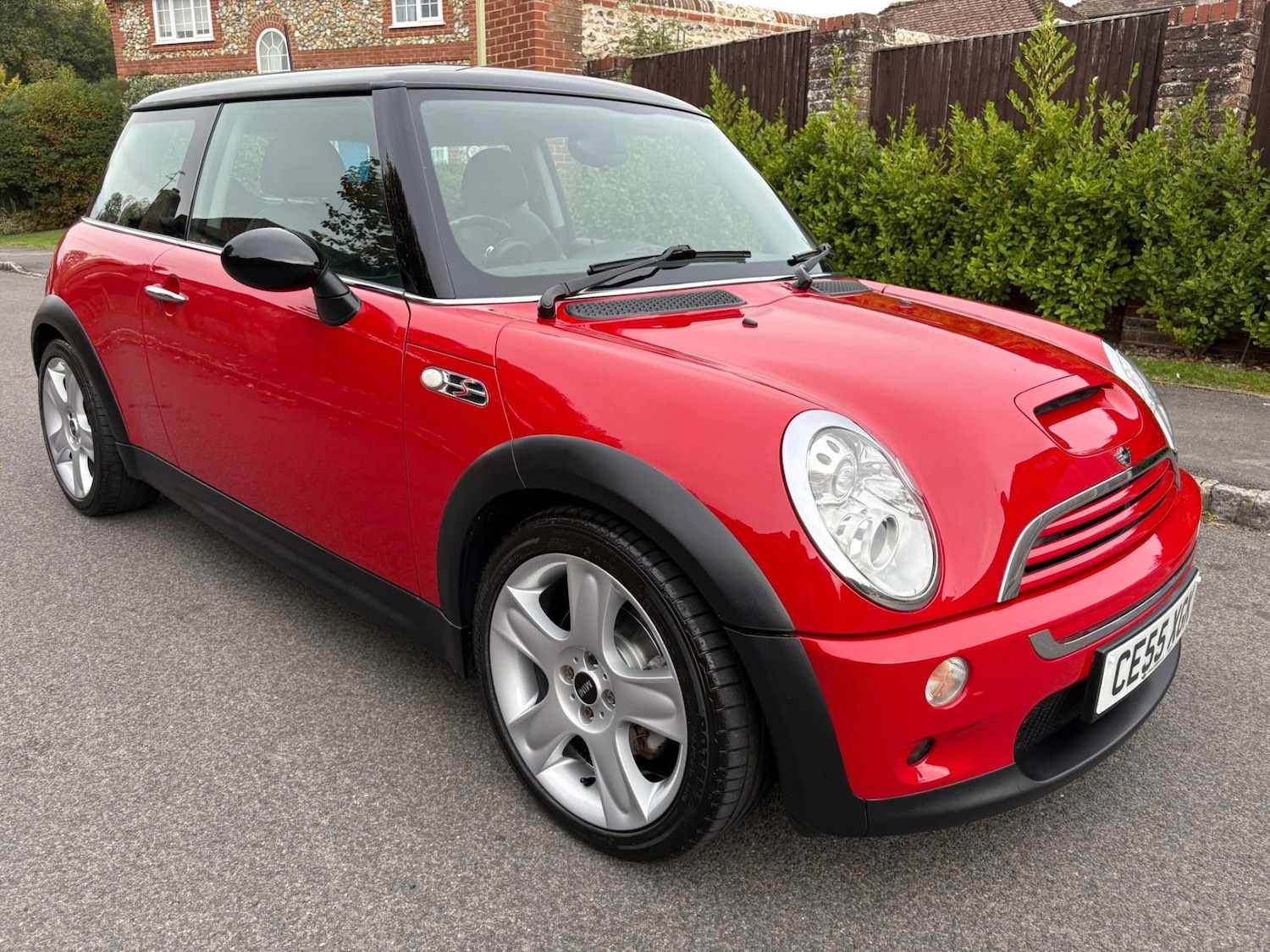 Used MINI Hatch 2005 for sale - 77707028: Photo 1