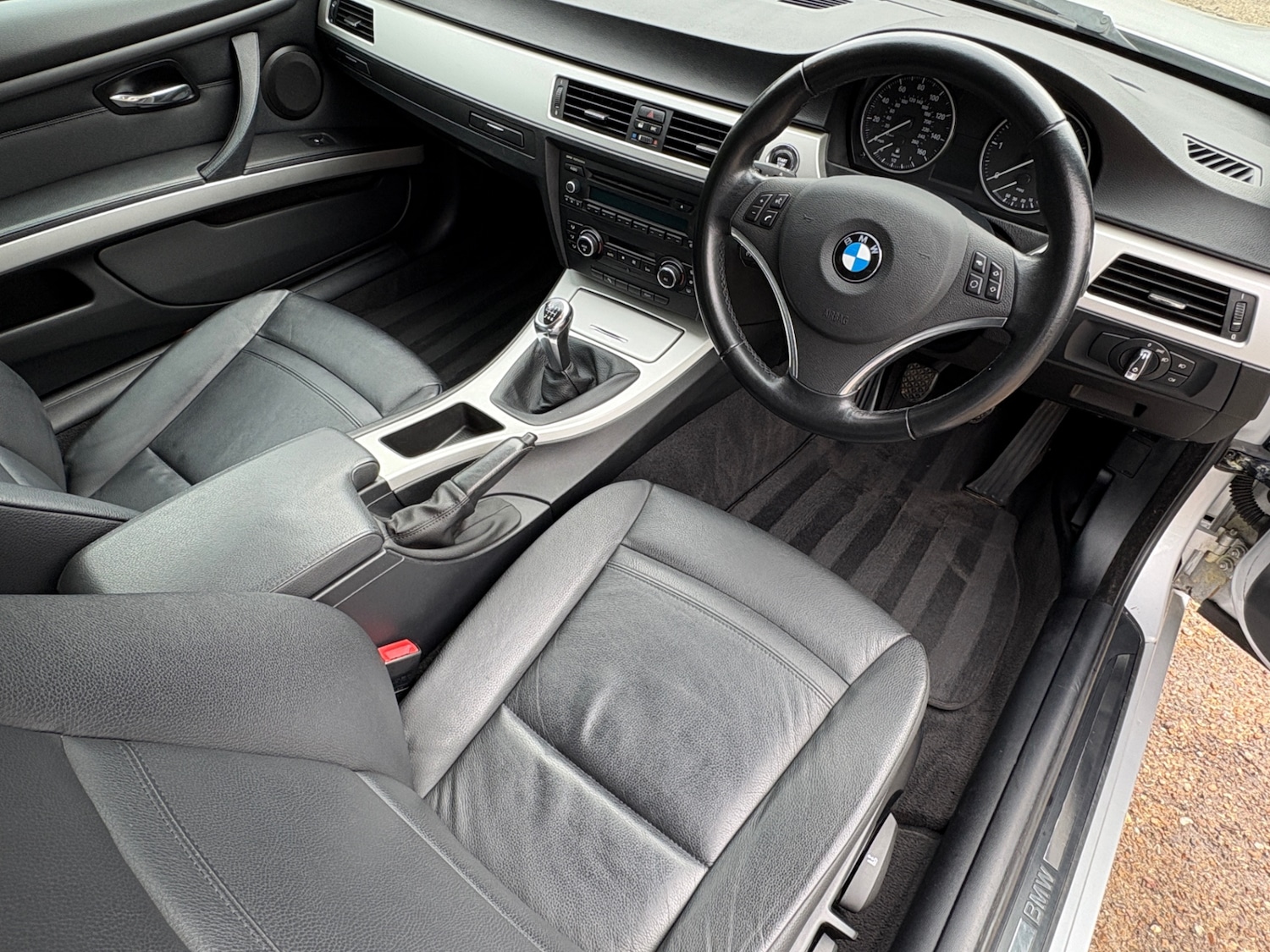 Used BMW 3 Series 2010 for sale - 78117255: Photo 28