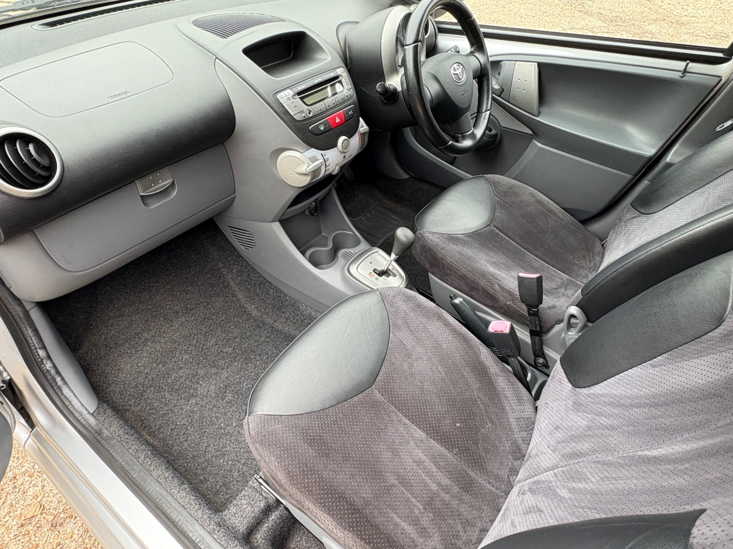 Used Toyota AYGO 2008 for sale - 76699560: Photo 20