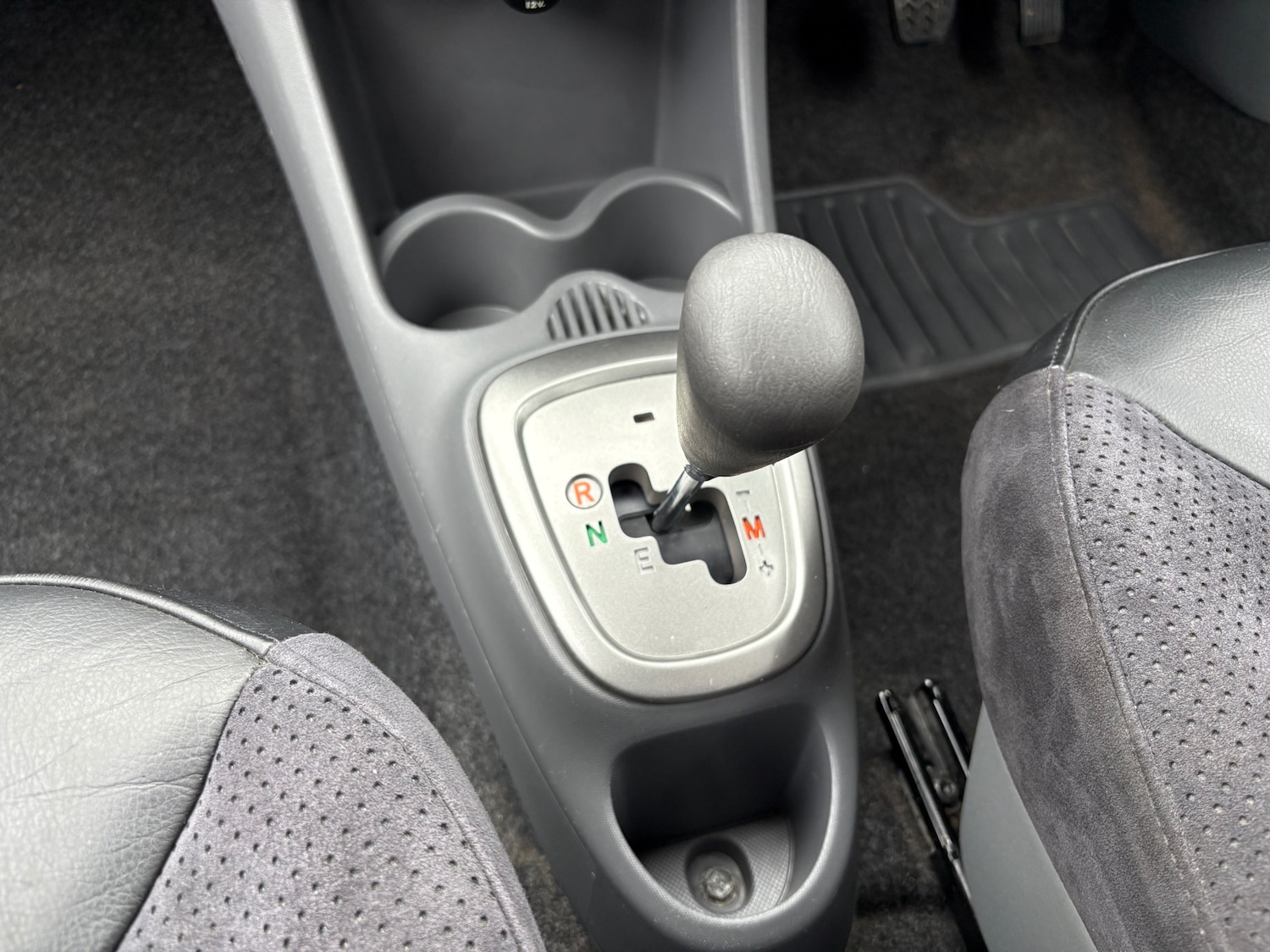 Used Toyota AYGO 2008 for sale - 76699560: Photo 26