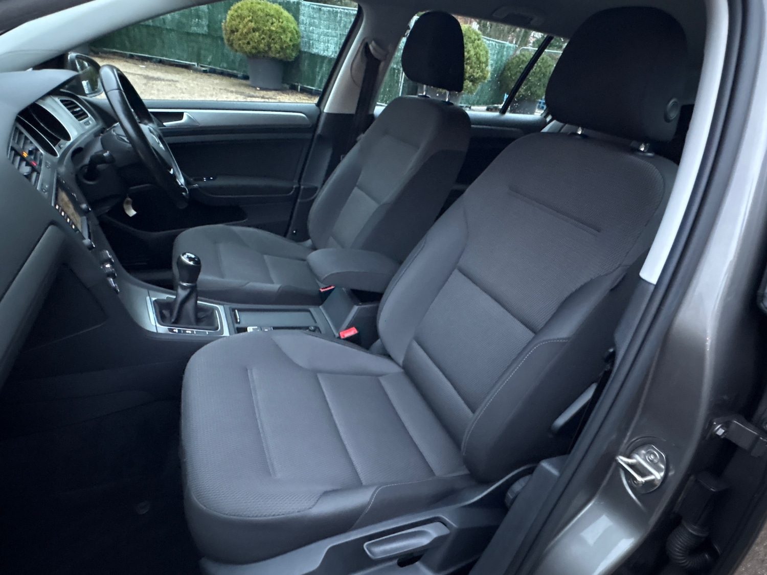 Used Volkswagen Golf 2017 for sale - 76864240: Photo 22