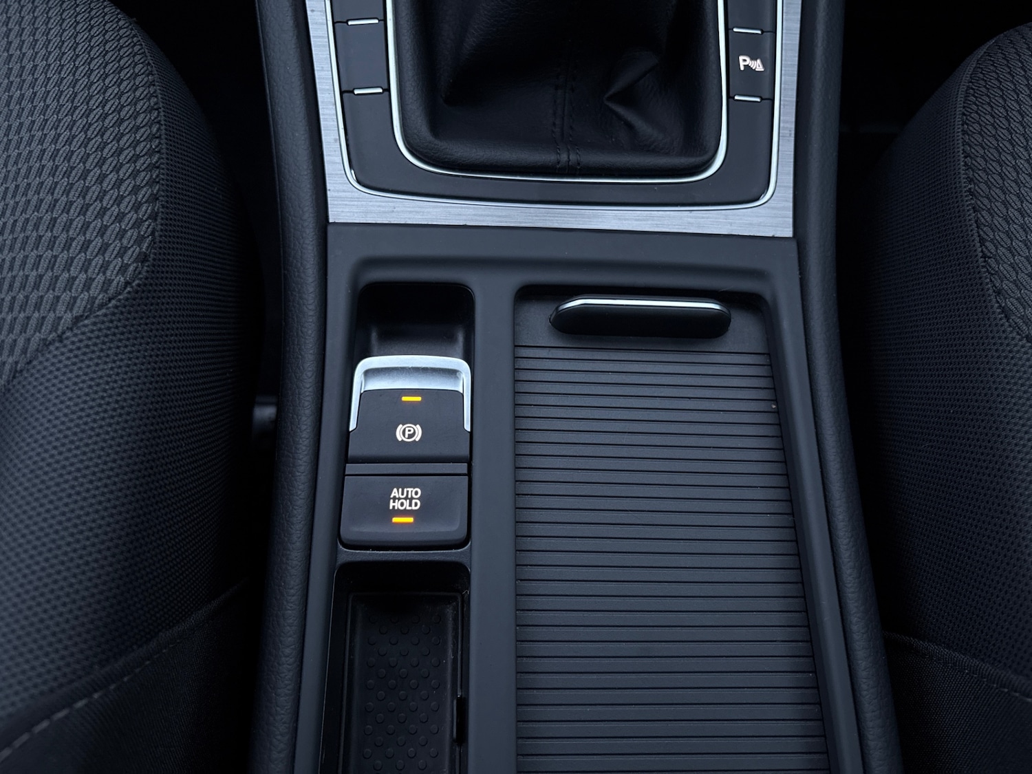 Used Volkswagen Golf 2017 for sale - 76864240: Photo 30