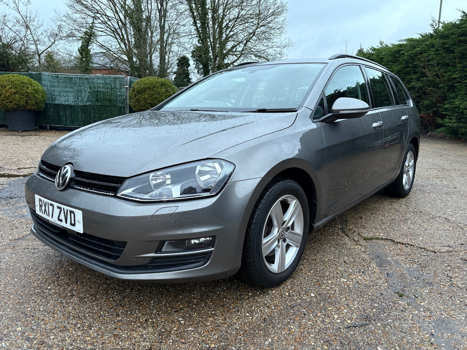 Used Volkswagen Golf 2017 for sale - 76864240: Photo 4