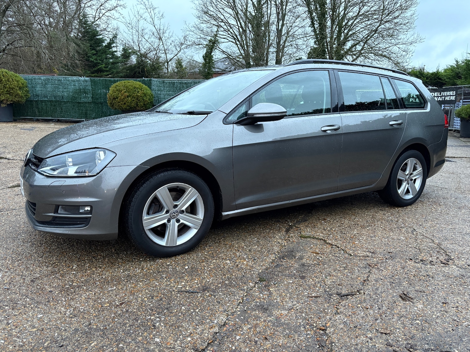 Used Volkswagen Golf 2017 for sale - 76864240: Photo 5