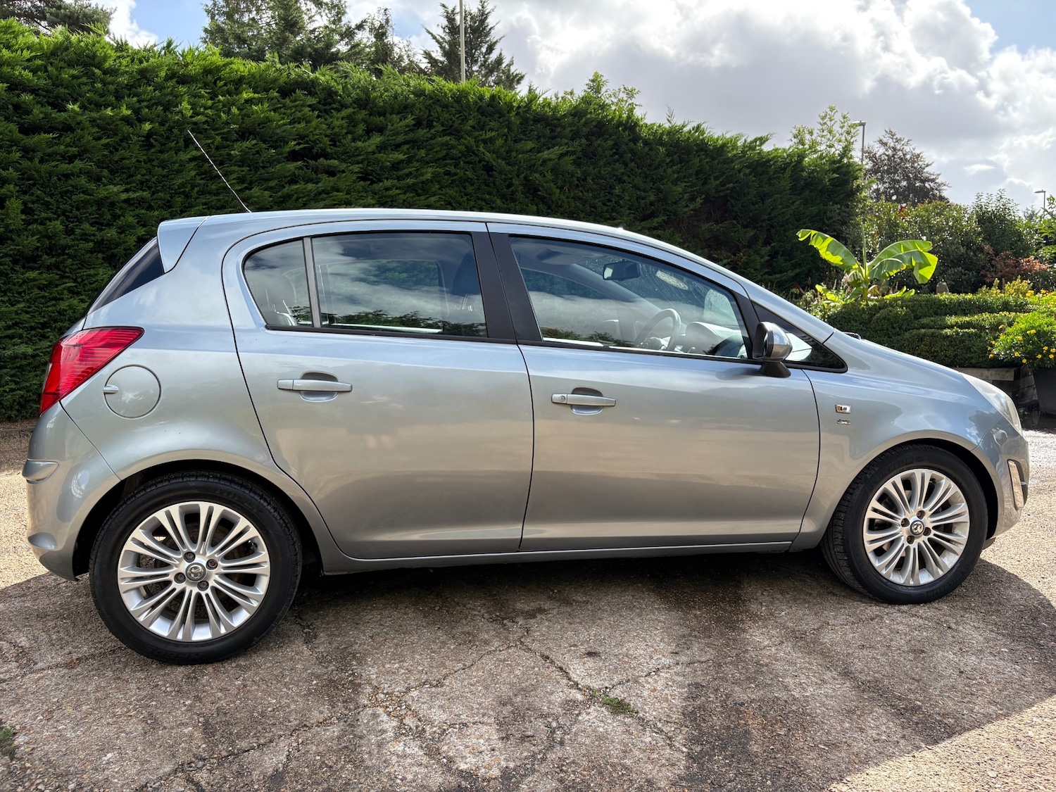 Used Vauxhall Corsa 2011 for sale - 76706190: Photo 14