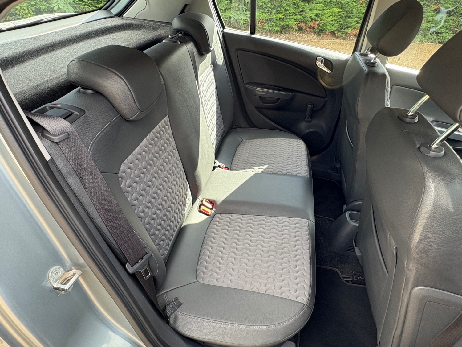 Used Vauxhall Corsa 2011 for sale - 76706190: Photo 20