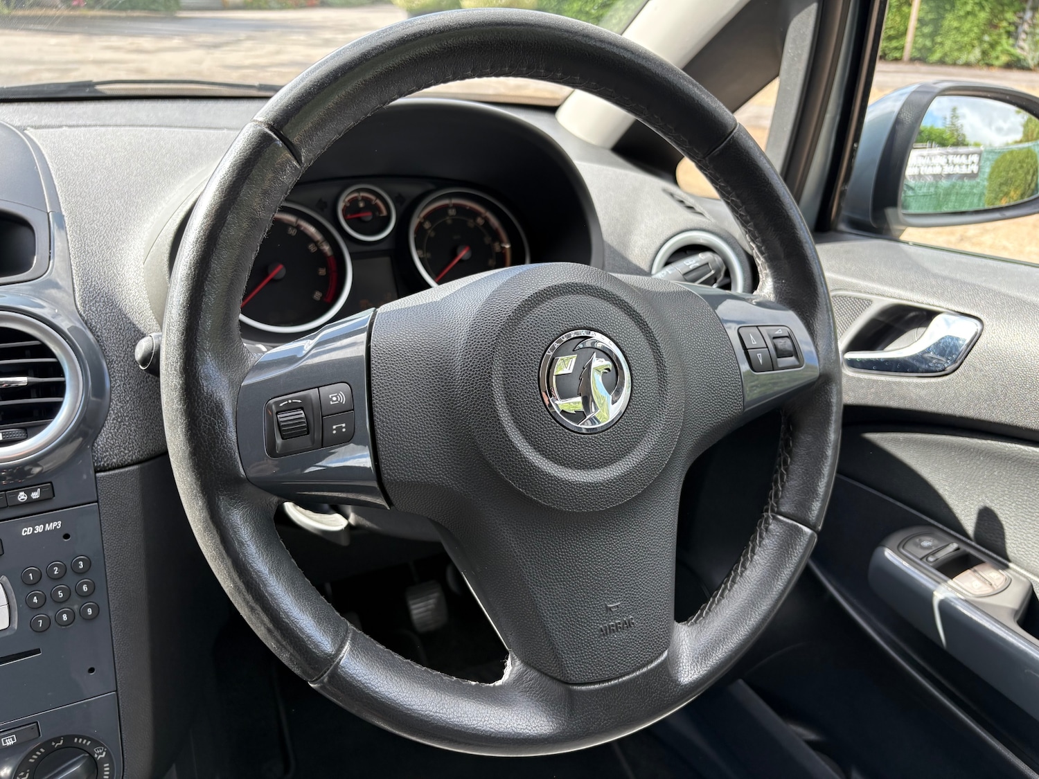 Used Vauxhall Corsa 2011 for sale - 76706190: Photo 23