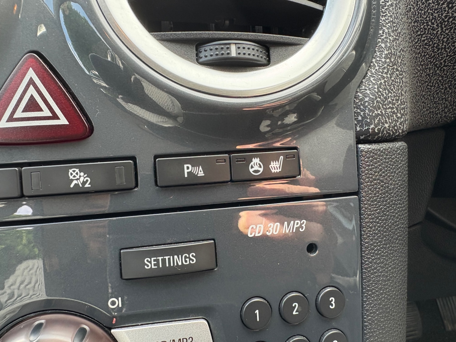 Used Vauxhall Corsa 2011 for sale - 76706190: Photo 27