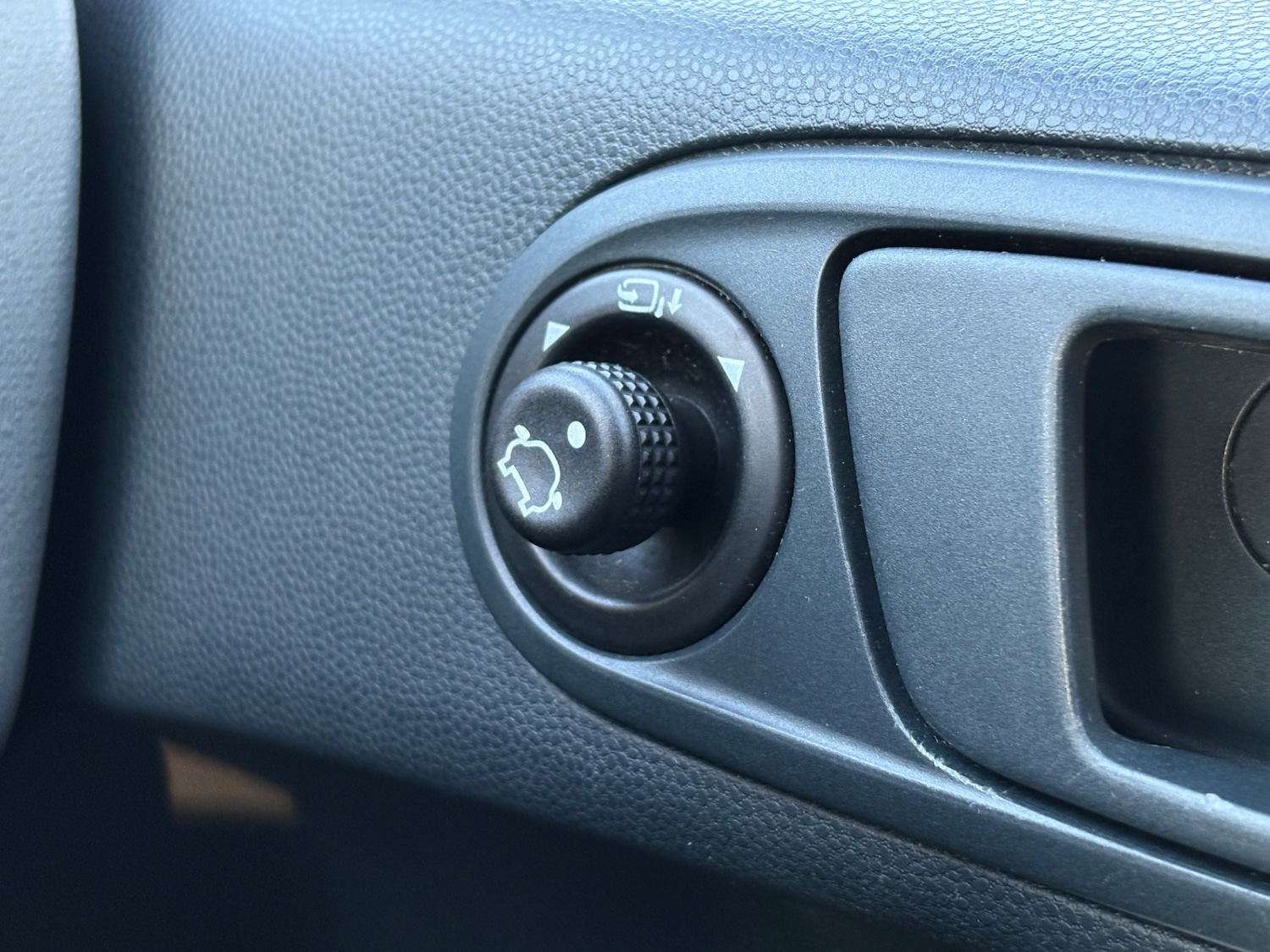 Used Ford Fiesta 2011 for sale - 77500316: Photo 29