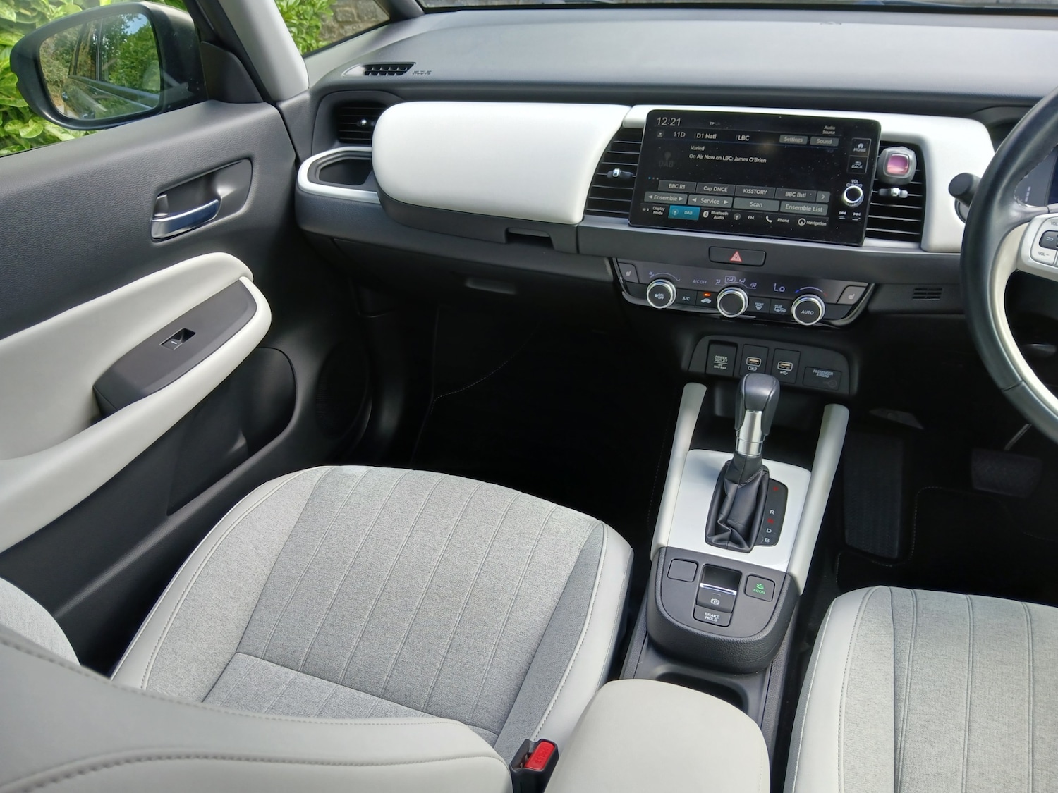 Vehicle 21