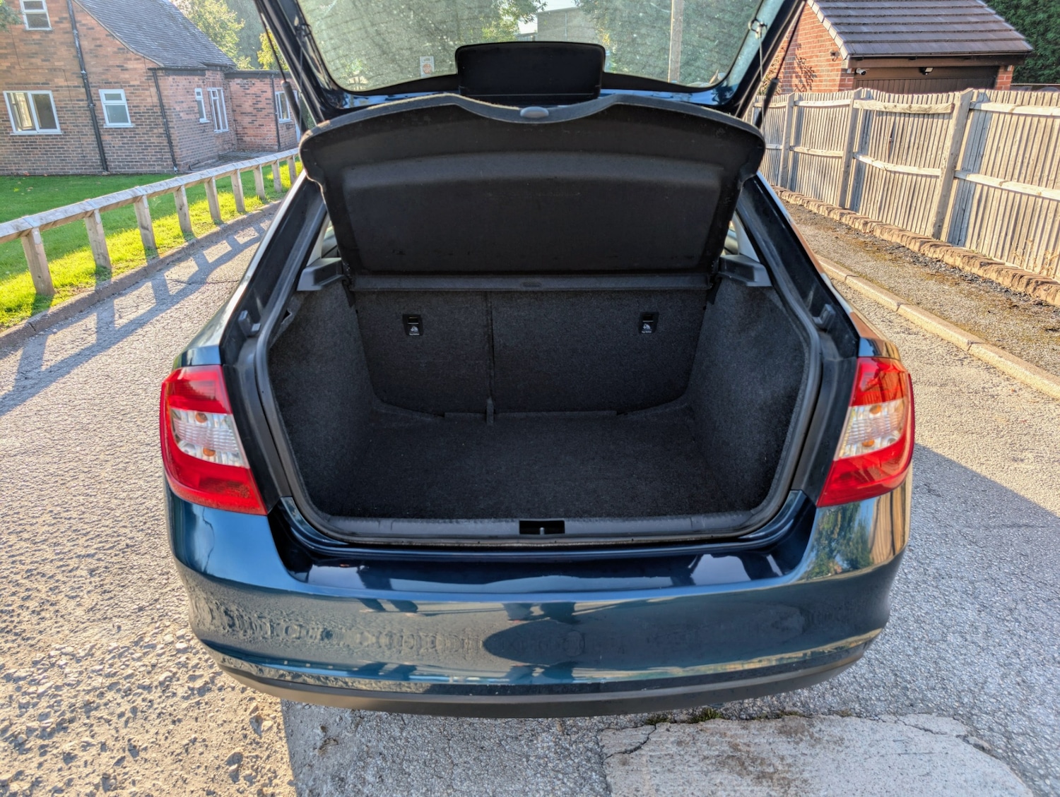 Used Skoda Rapid 2013 for sale - 76290529: Photo 16