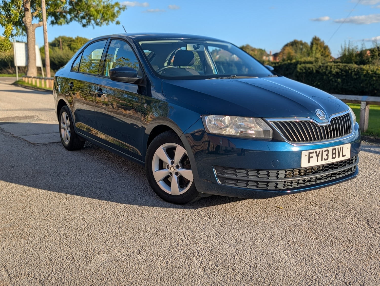 Used Skoda Rapid 2013 for sale - 76290529: Photo 3