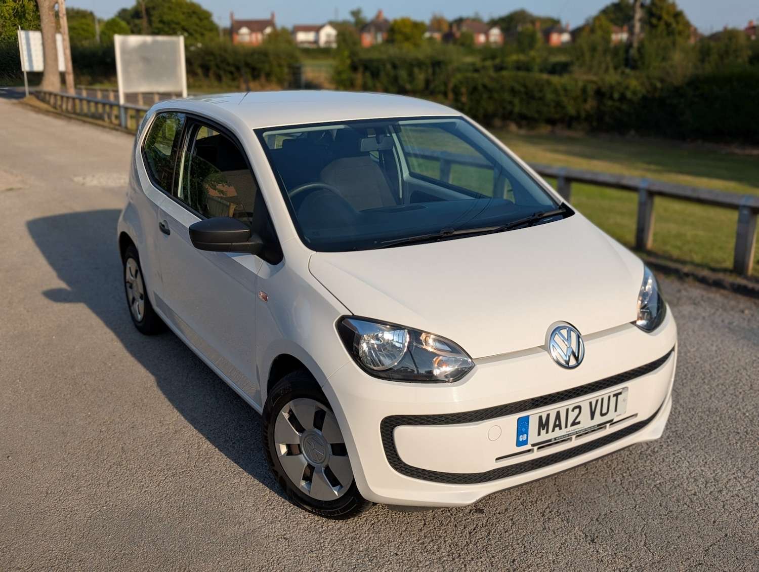 Used Volkswagen up! 2012 for sale - 76290554: Photo 1