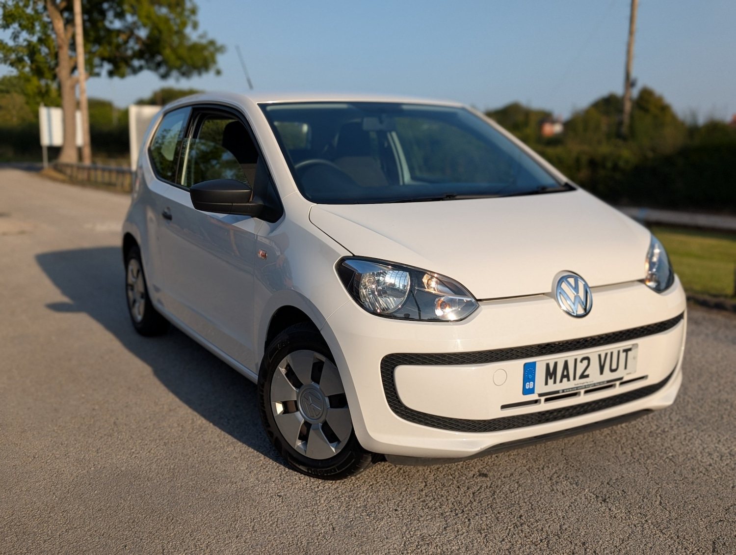 Used Volkswagen up! 2012 for sale - 76290554: Photo 2