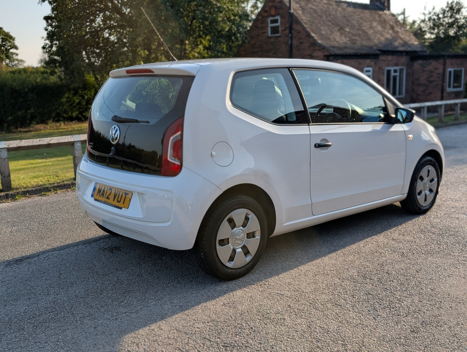 Used Volkswagen up! 2012 for sale - 76290554: Photo 4