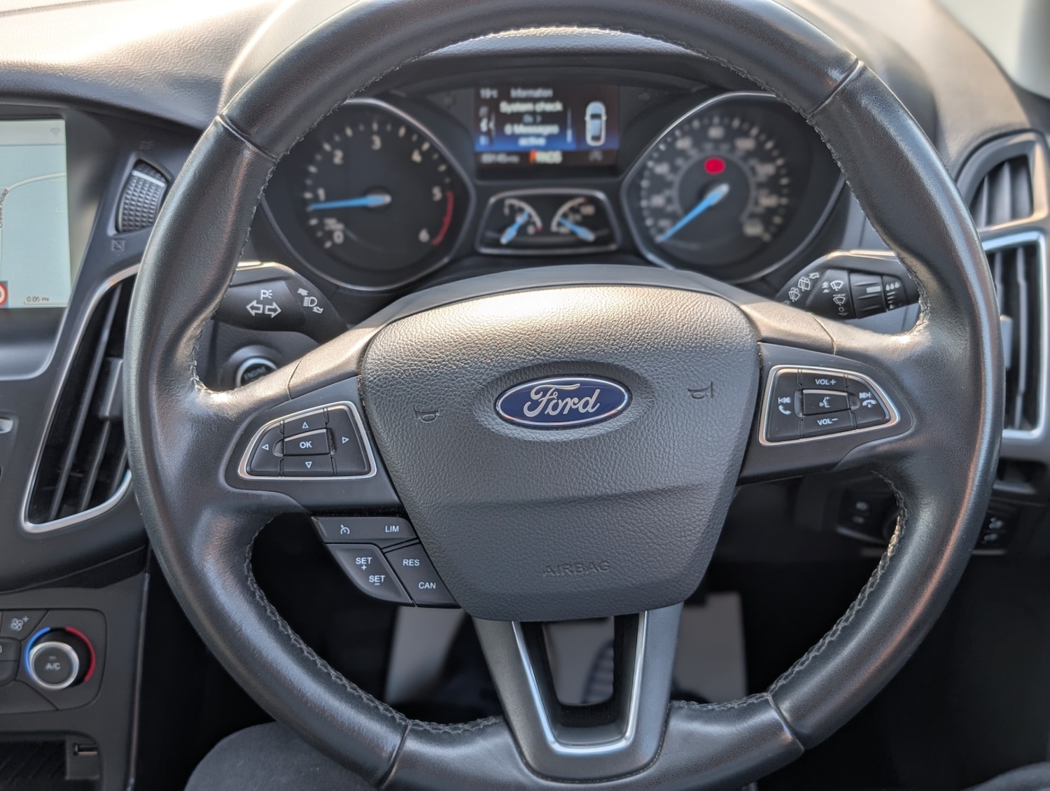 Used Ford Focus 2016 for sale - 76379288: Photo 12