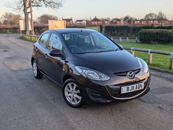 Used Mazda Mazda2 2011 for sale - 77682813: Photo