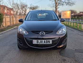 Used Mazda Mazda2 2011 for sale - 77682813: Photo