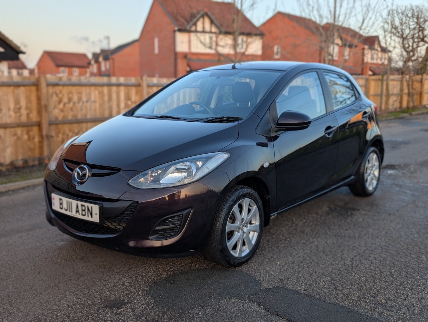 Used Mazda Mazda2 2011 for sale - 77682813: Photo 5