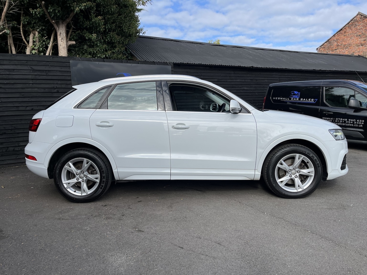 Used Audi Q3 2015 for sale - 76093756: Photo 2