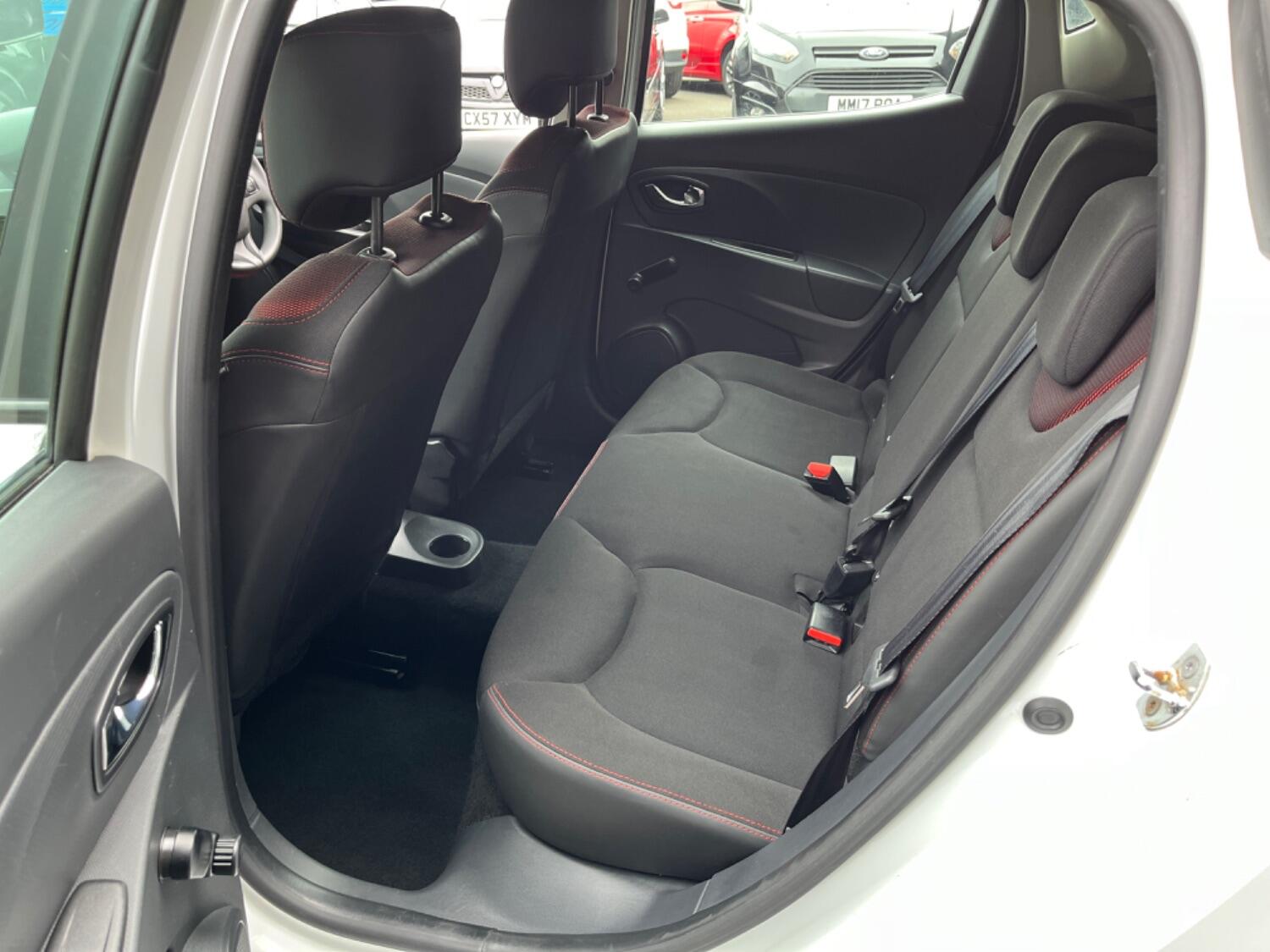 Used Renault Clio 2013 for sale - 76794437: Photo 13