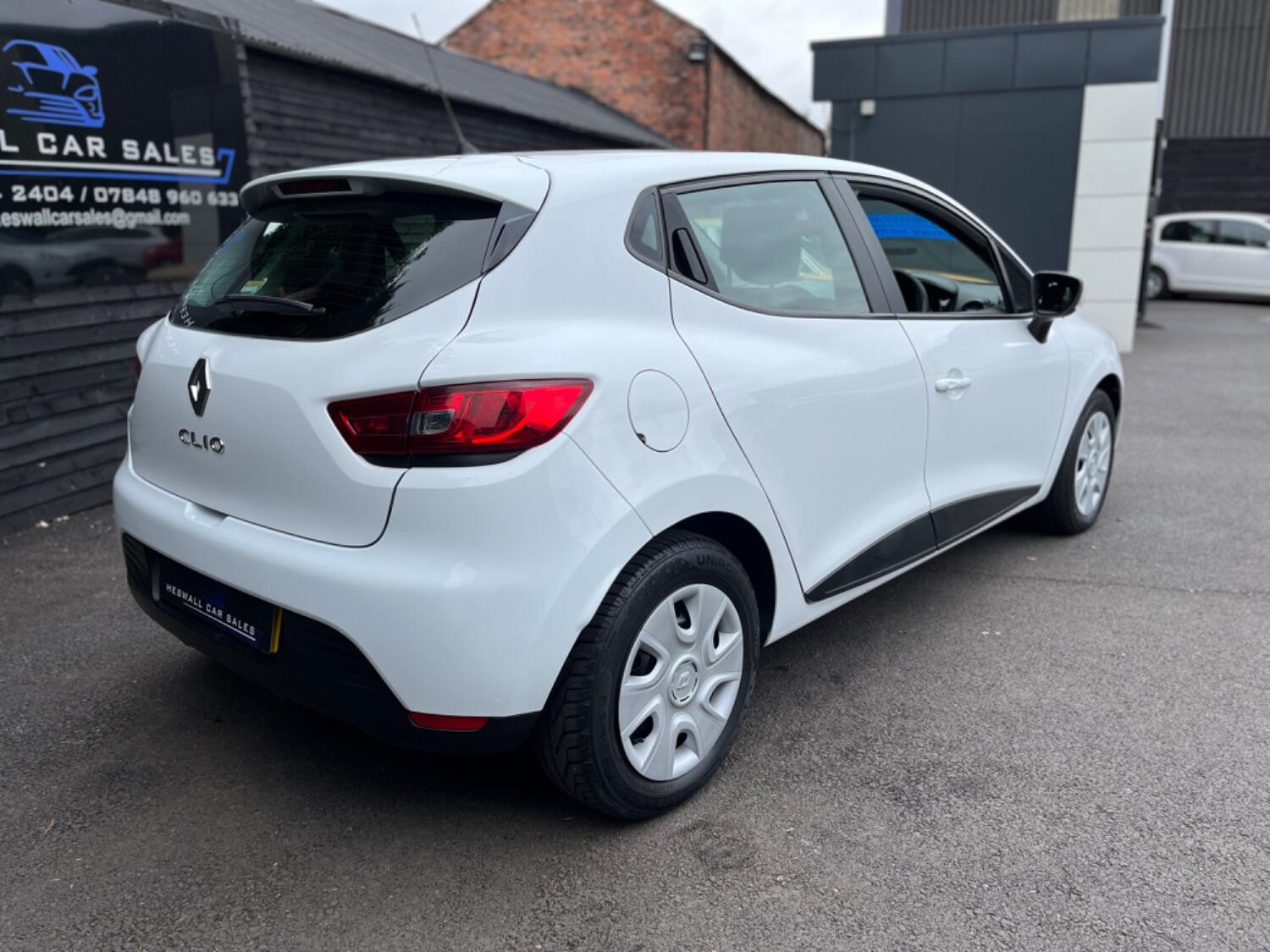 Used Renault Clio 2013 for sale - 76794437: Photo 3