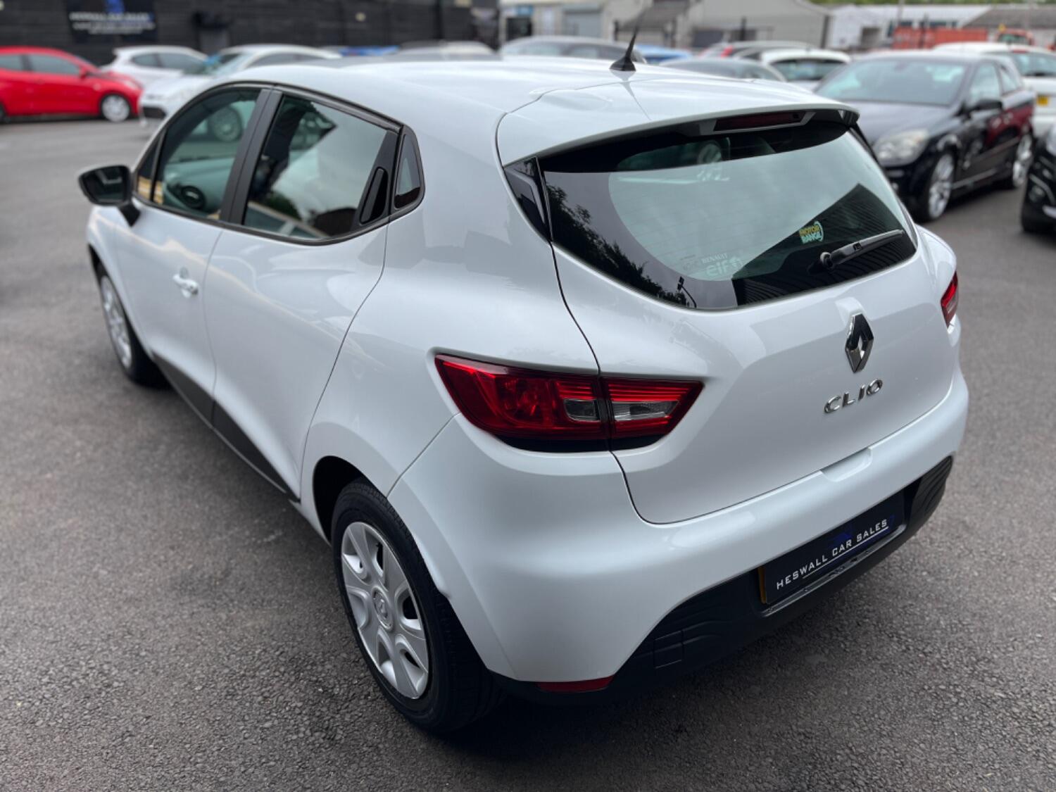 Used Renault Clio 2013 for sale - 76794437: Photo 5