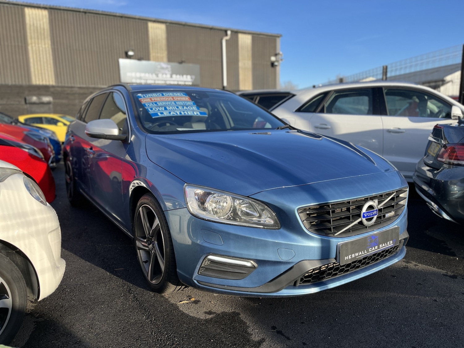 Used Volvo V60 2015 for sale - 76924540: Photo 1