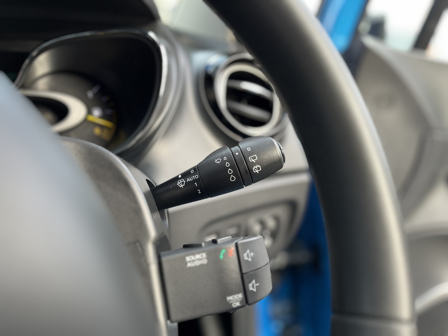 Used Renault Captur 2015 for sale - 76005548: Photo 23