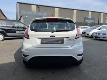 Used Ford Fiesta 2015 for sale - 77694228: Photo