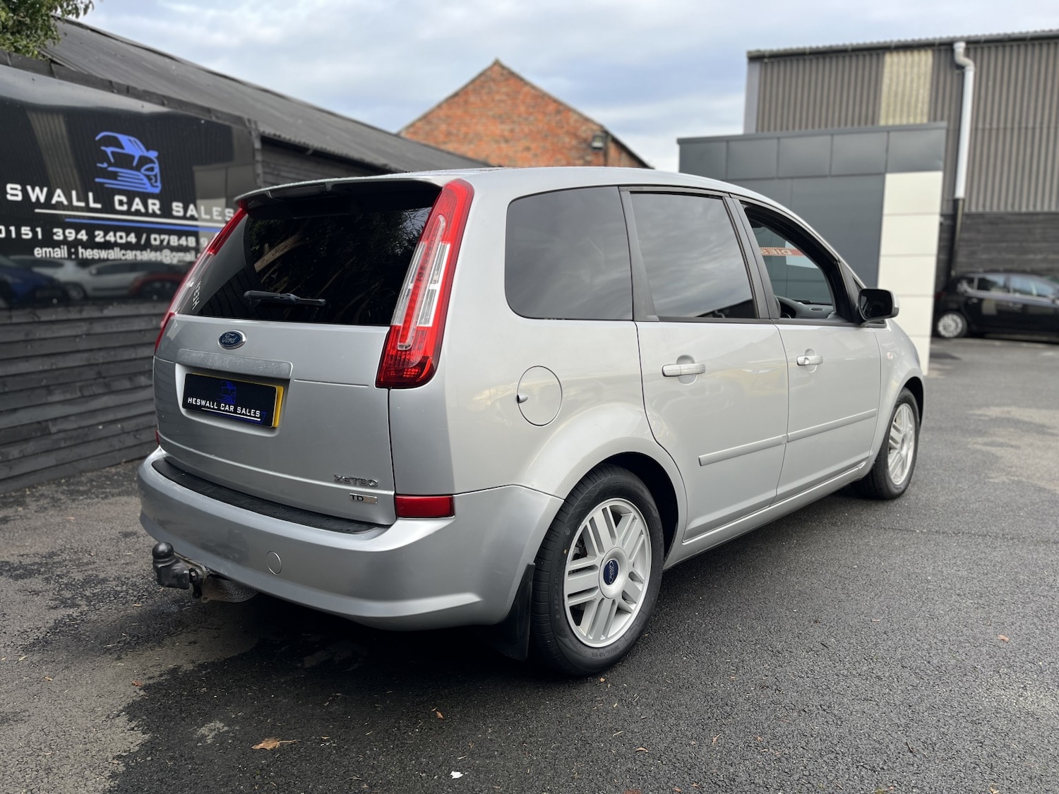 Used Ford C-Max 2010 for sale - 76891745: Photo 3