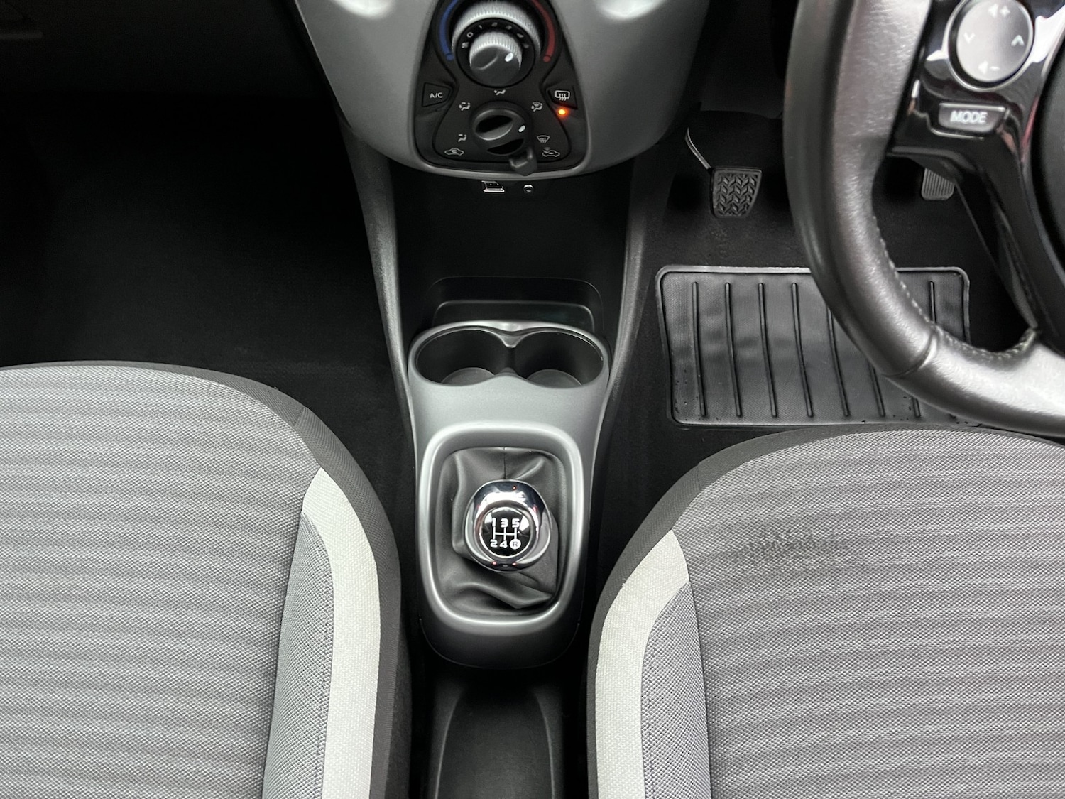 Used Toyota AYGO 2019 for sale - 76924427: Photo 18