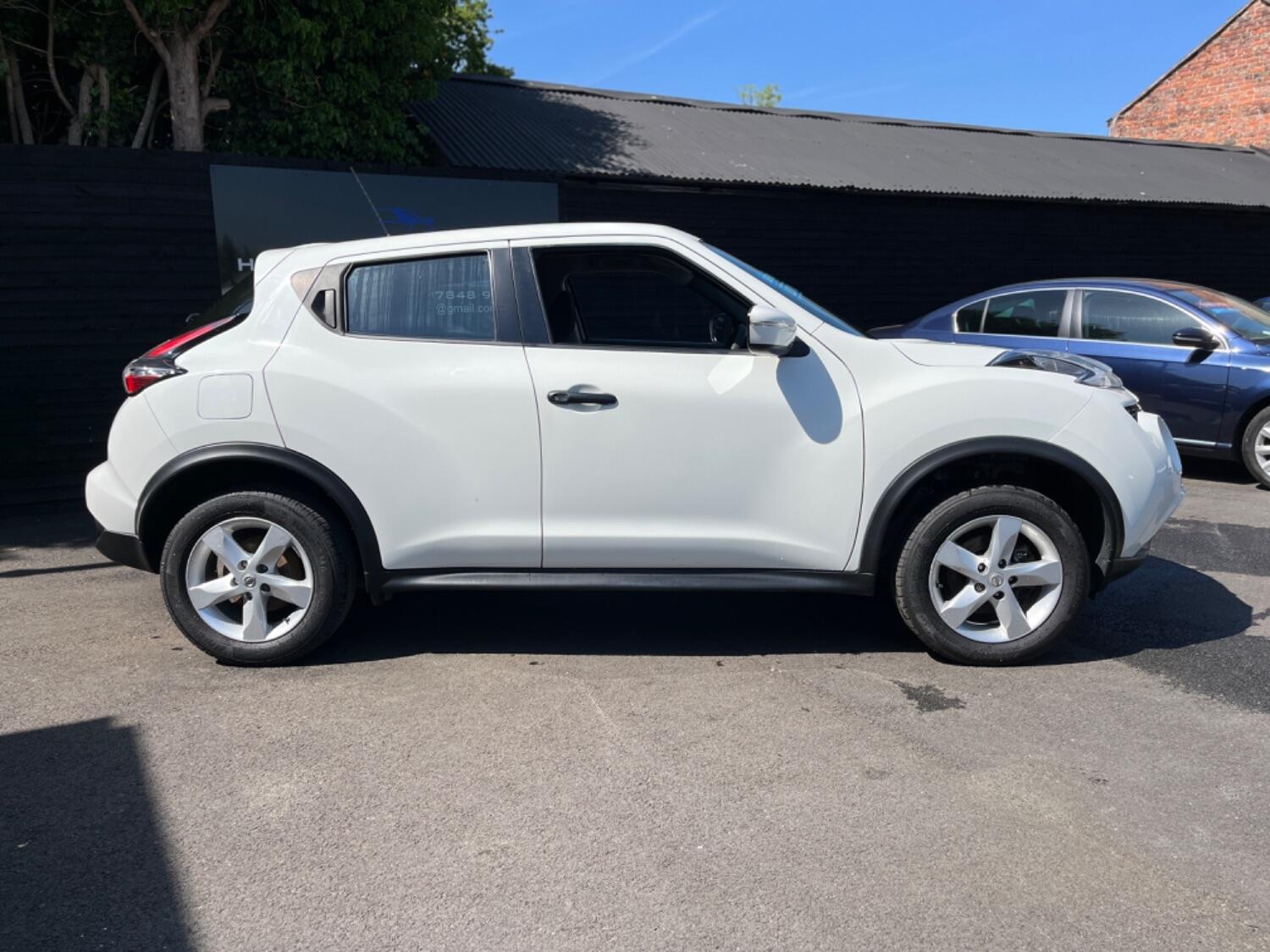 Used Nissan Juke 2017 for sale - 76794439: Photo 2