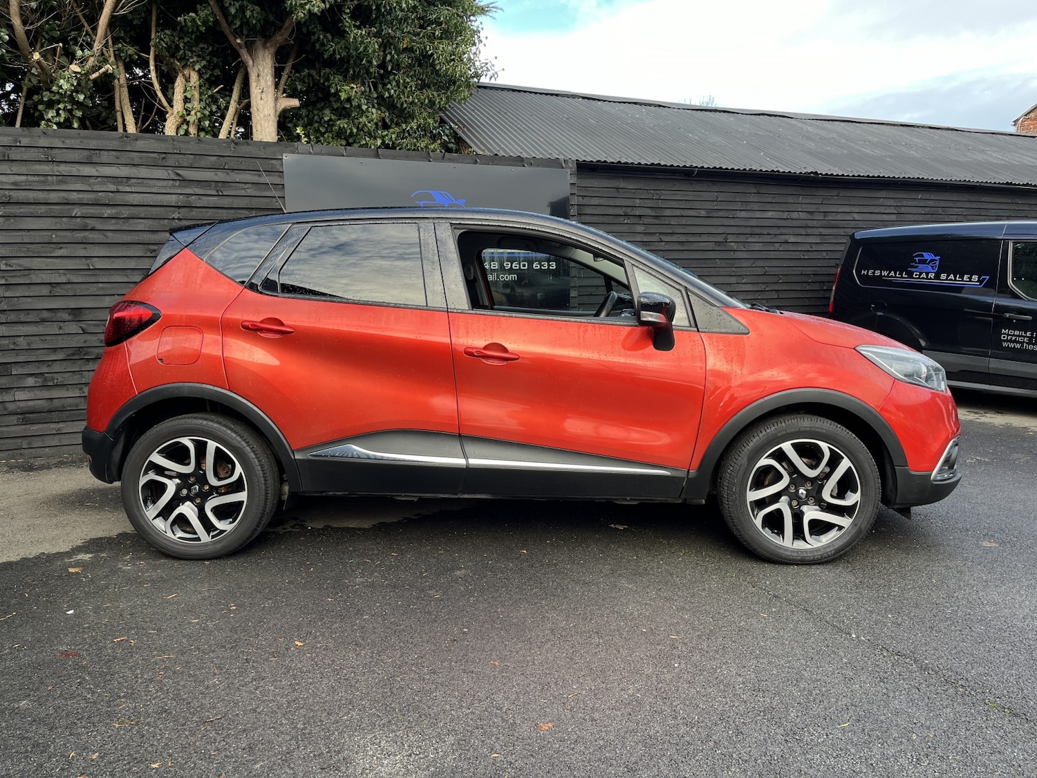 Used Renault Captur 2016 for sale - 76924470: Photo 2