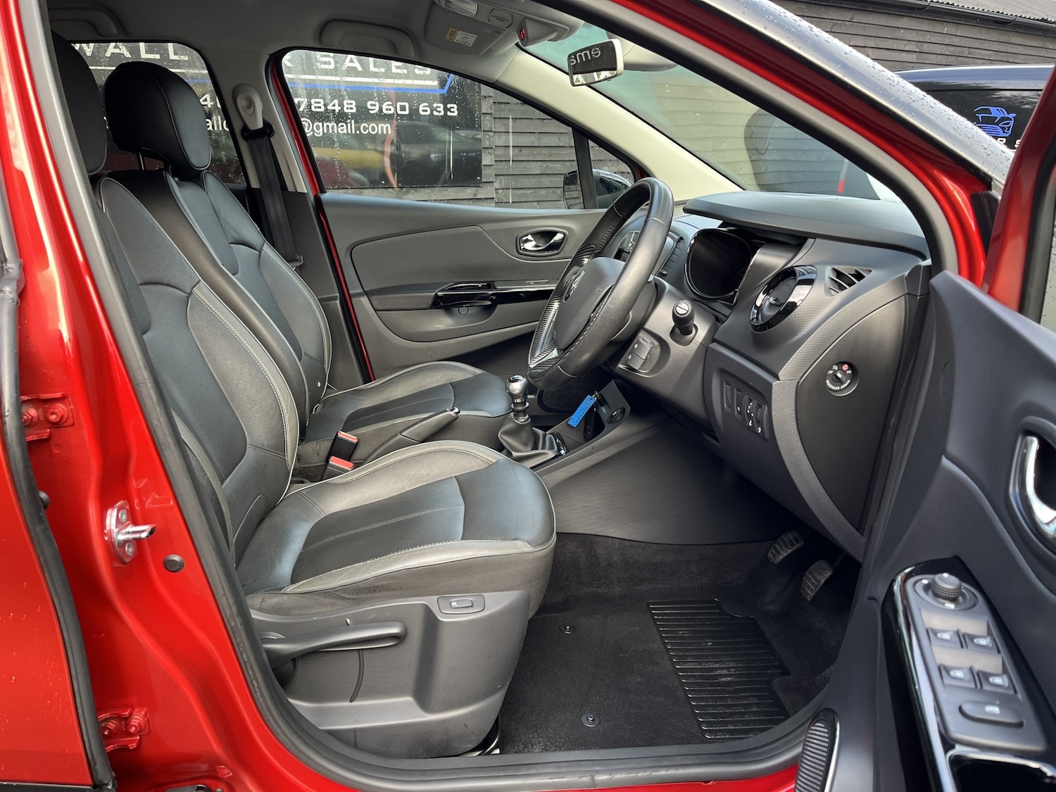 Used Renault Captur 2016 for sale - 76924470: Photo 9