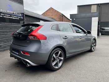 Used Volvo V40 2014 for sale - 78779165: Photo