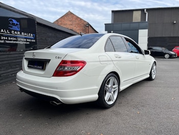 Used Mercedes-Benz C-Class 2011 for sale - 75898360: Photo