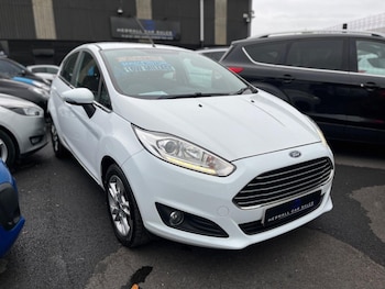 2015 - 1.3 Zetec 5-Door