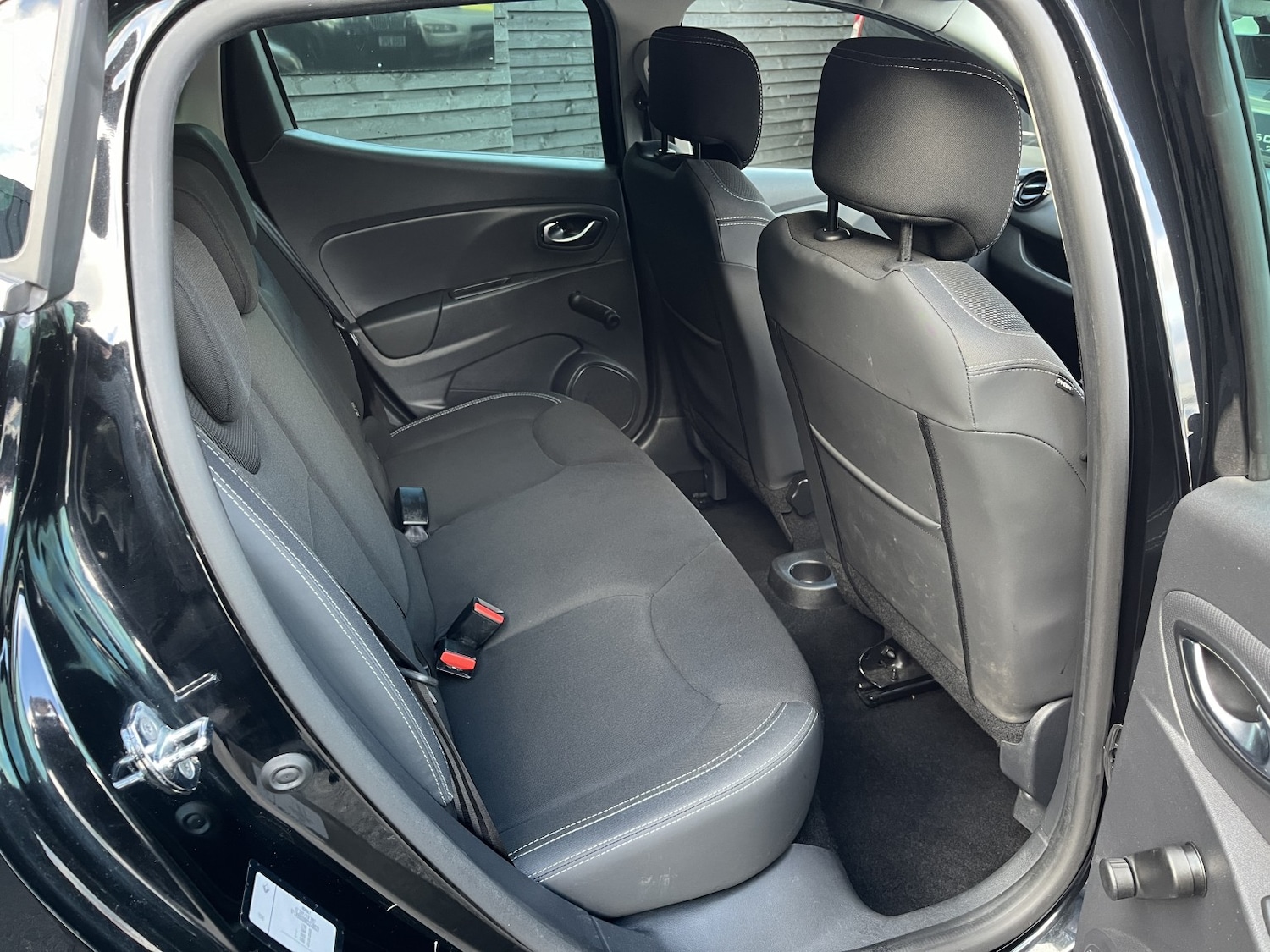 Used Renault Clio 2019 for sale - 77237015: Photo 10