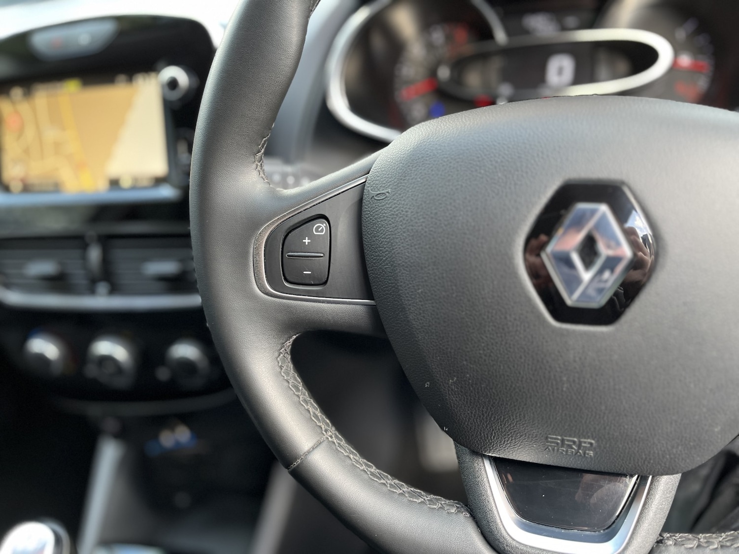 Used Renault Clio 2019 for sale - 77237015: Photo 22