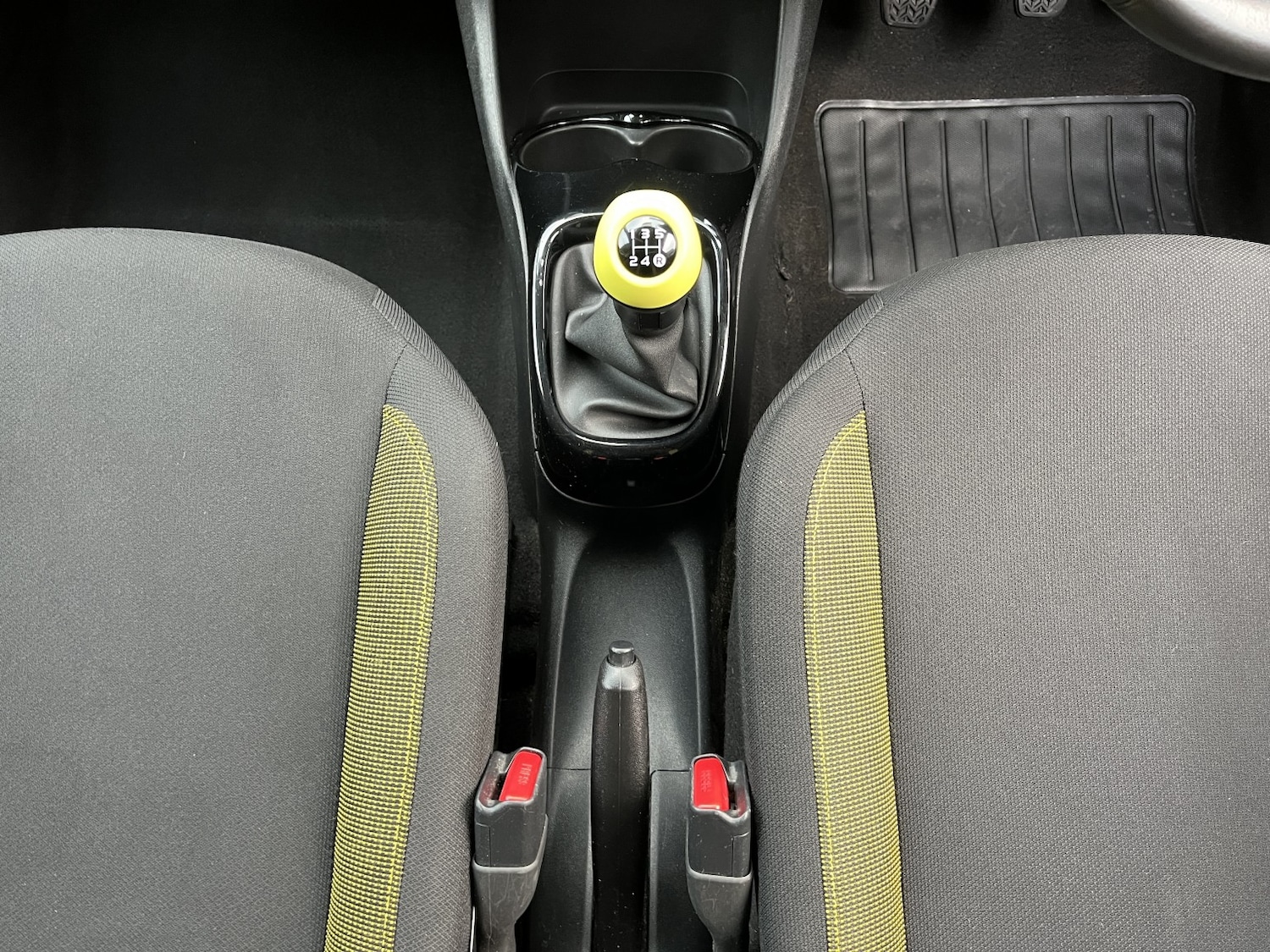 Used Toyota AYGO 2017 for sale - 76924542: Photo 18