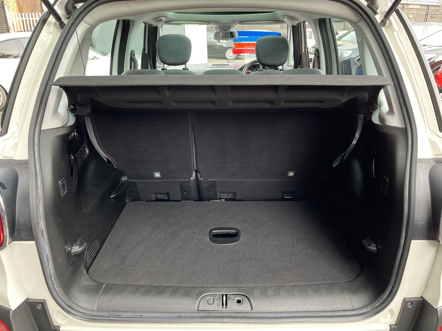 Used Fiat 500L 2013 for sale - 76471225: Photo 11